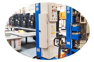 山東某四輪定位設(shè)備公司使用氣相防銹熱收縮膜VCI-763包裝